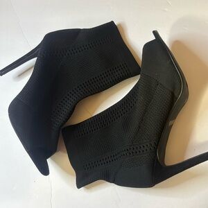 Cape Robbin Black Mesh knitted peep toe stiletto Heeled Boots Sz 11